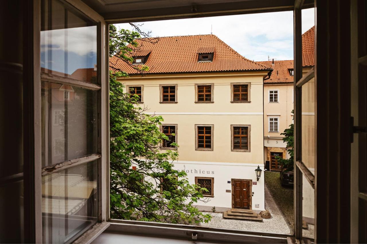 U Cerneho Medveda- At The Black Bear Apartment Prague Exterior photo