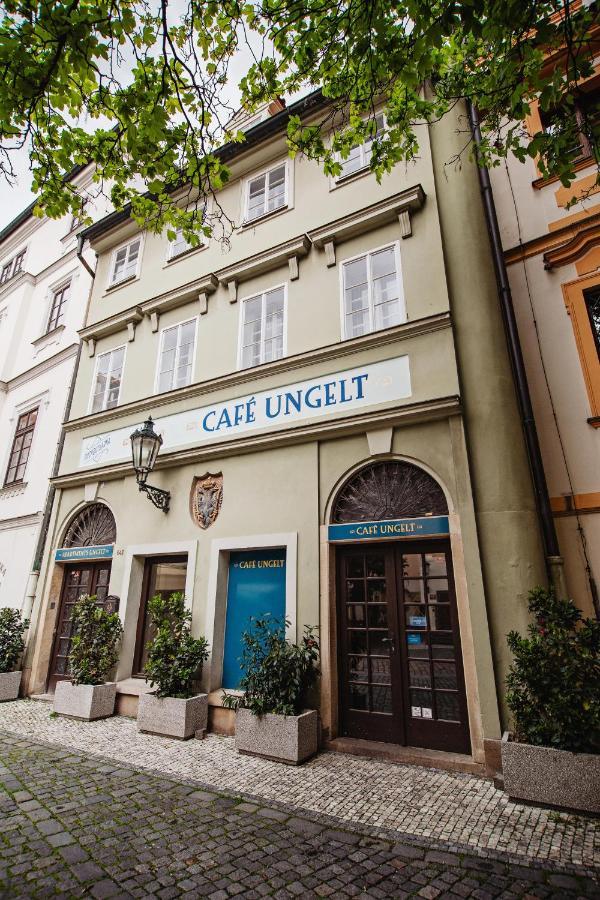 U Cerneho Medveda- At The Black Bear Apartment Prague Exterior photo